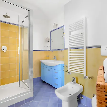 Holiday home Amasdomi - *