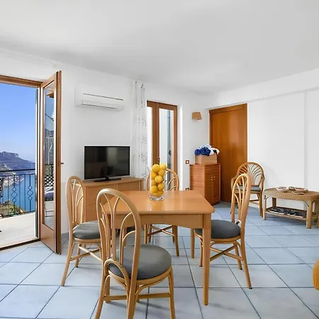 Casa vacanze Amasdomi - *